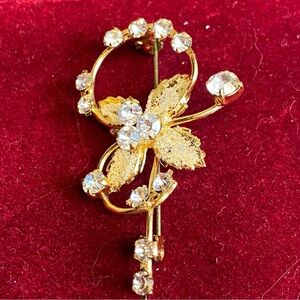 🍒3 for $33 🍒 Vintage Rhinstone Gold Tone Flower 🌺 Pin Brooch